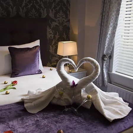 12th Lock Boutique Hotel 3*