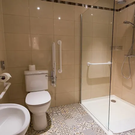 12th Lock Boutique Hotel 3*