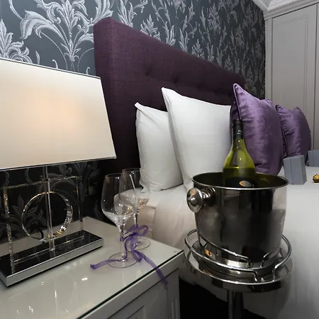 Hotel 12th Lock Boutique