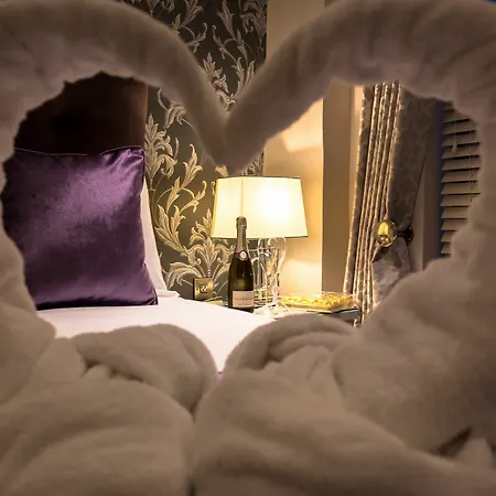 12th Lock Boutique Hotel 3*